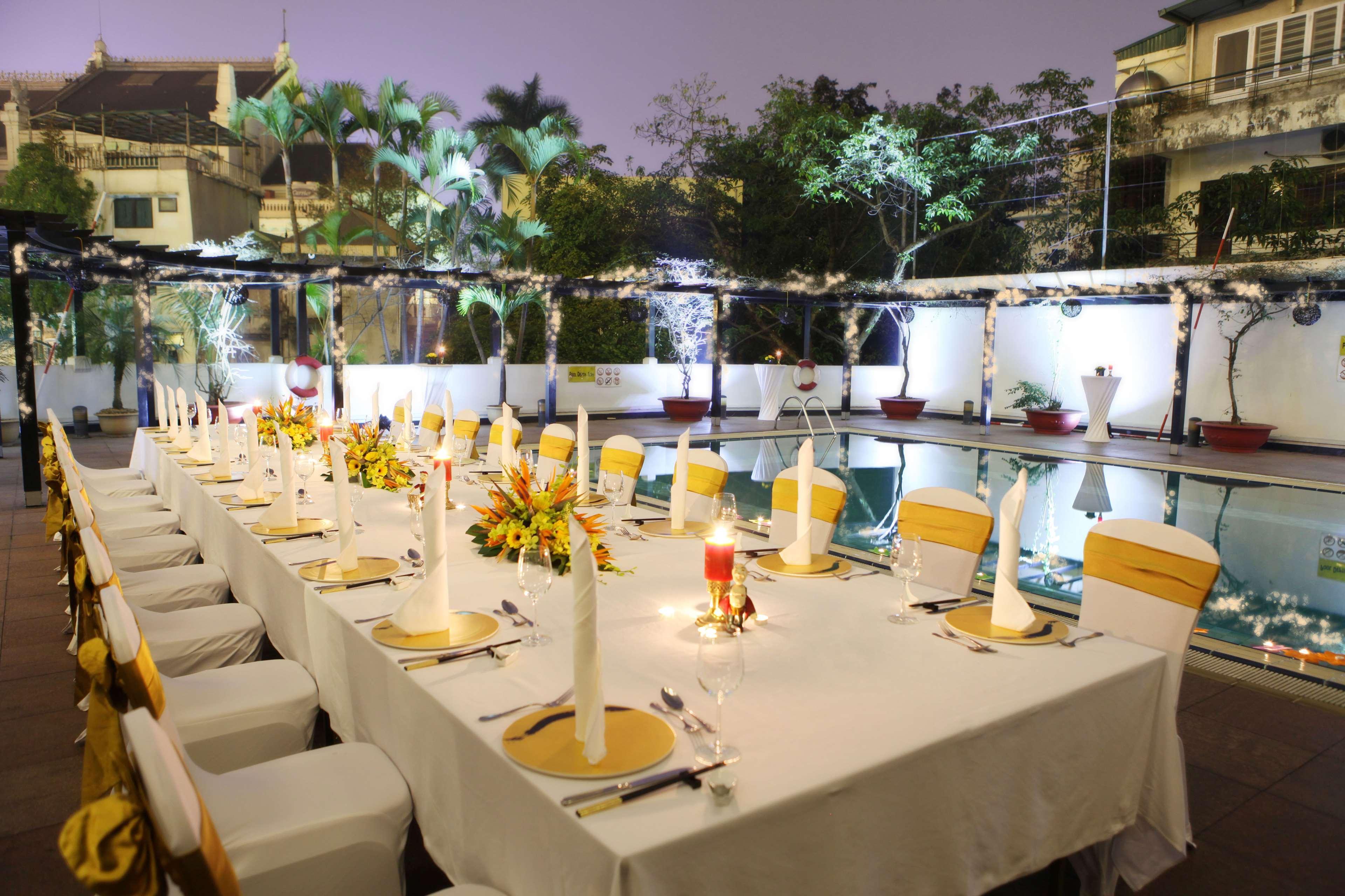 Hilton Hanoi Opera Eksteriør billede