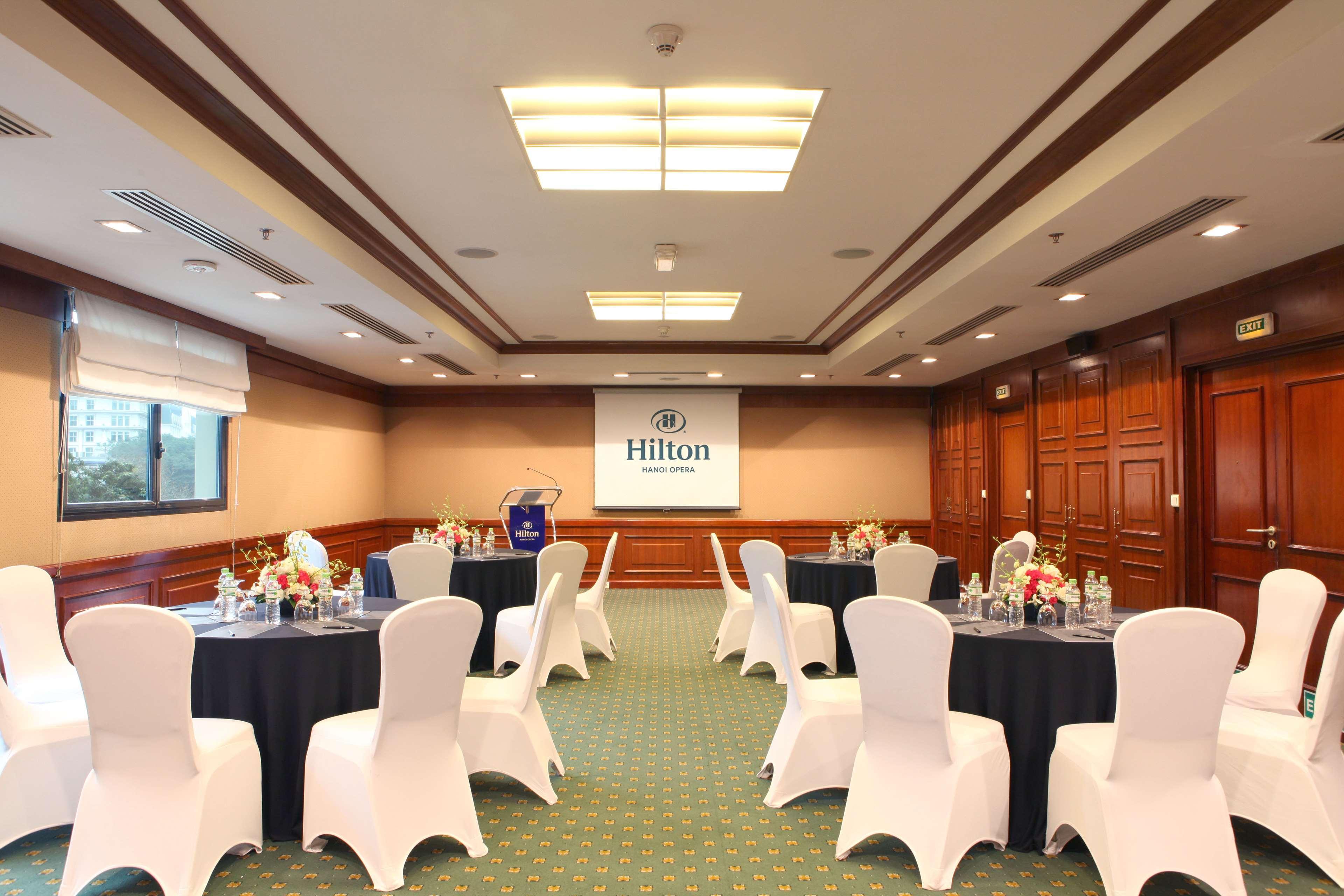 Hilton Hanoi Opera Eksteriør billede